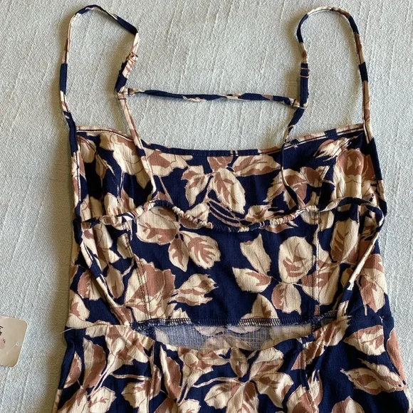 🌼 NWT Free People Floral Strappy back open back mini dress very flattering - Picture 17 of 17